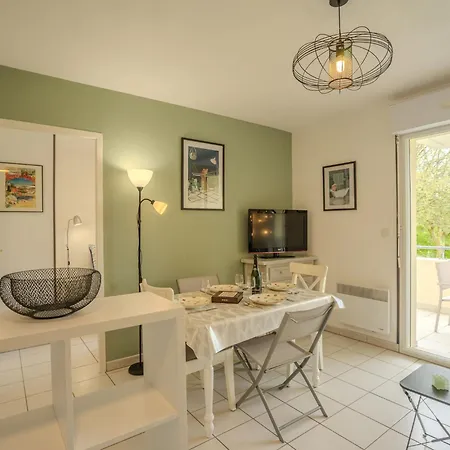 Jardins De Pontaillac-5 By Interhome Apartment