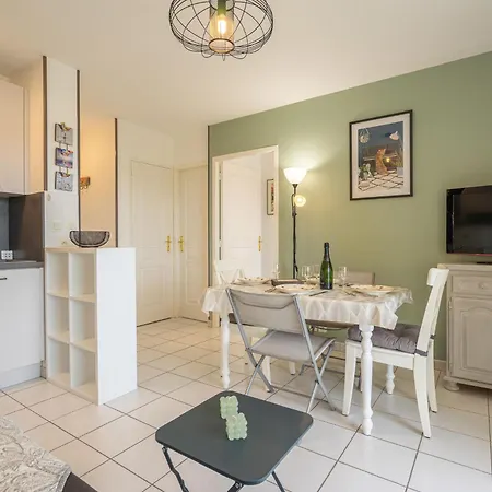 Apartamento Jardins De Pontaillac-5 By Interhome